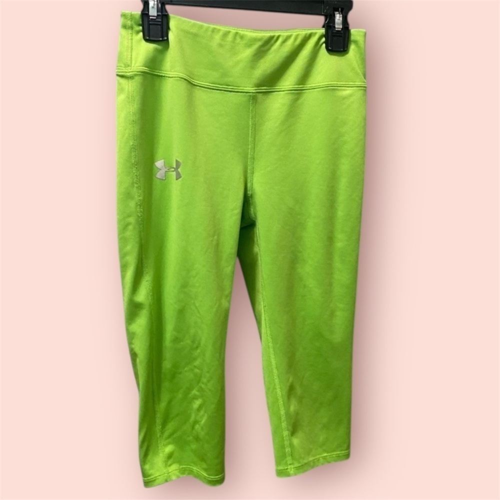 Under Armour Fitted capris lime green youth medium